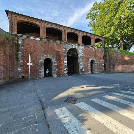 Walls Dream - Air Cond - Wi-fi - Panoramic In Front Of The Historical Walls - *